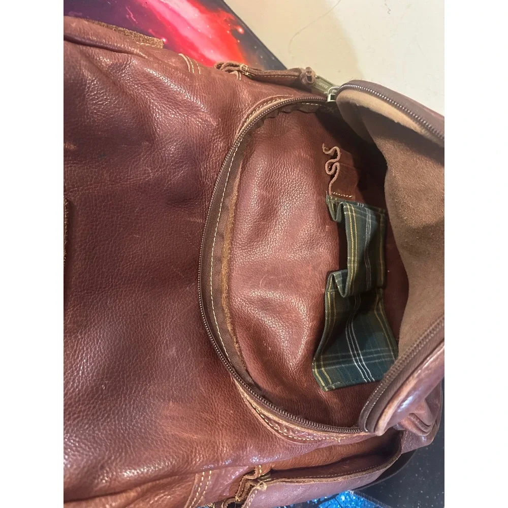 Duluth Trading Co Brown Leather Backpack Laptop Bag Plaid Lining Rugged Mens